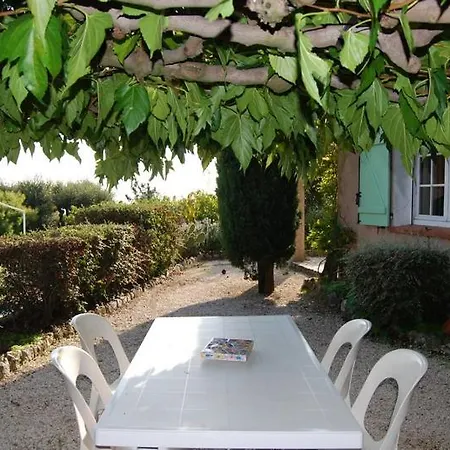 Avec Piscine Fréjus